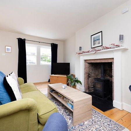 2 Bed Haywood Cottage With Garden Stenton Экстерьер фото