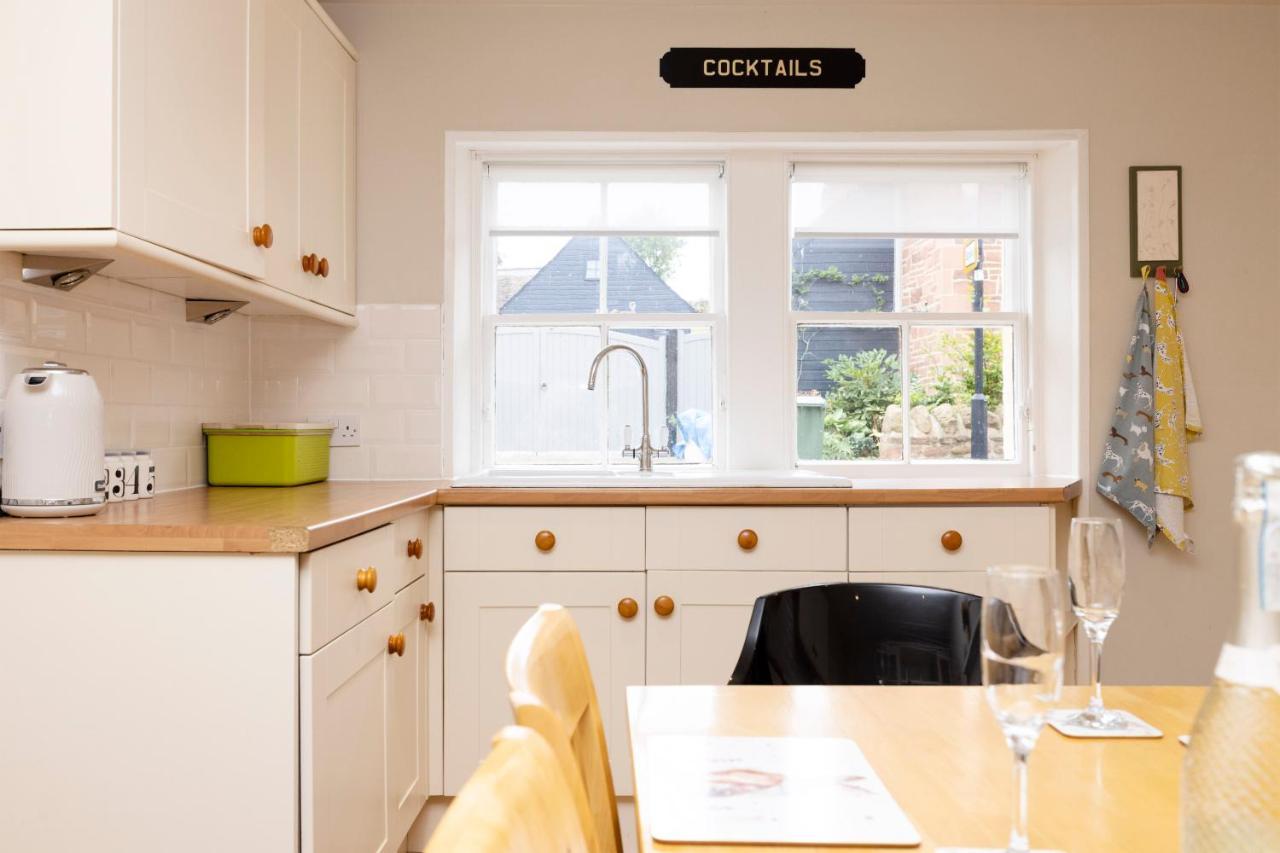 2 Bed Haywood Cottage With Garden Stenton Экстерьер фото