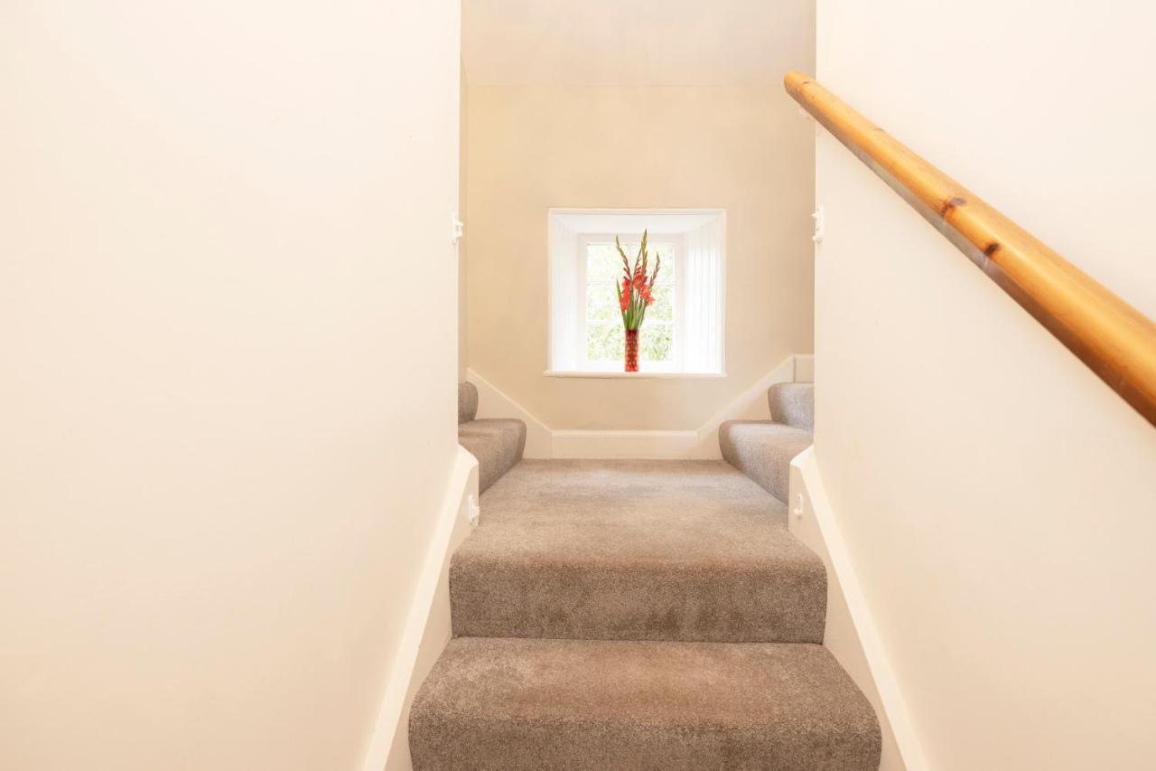 2 Bed Haywood Cottage With Garden Stenton Экстерьер фото