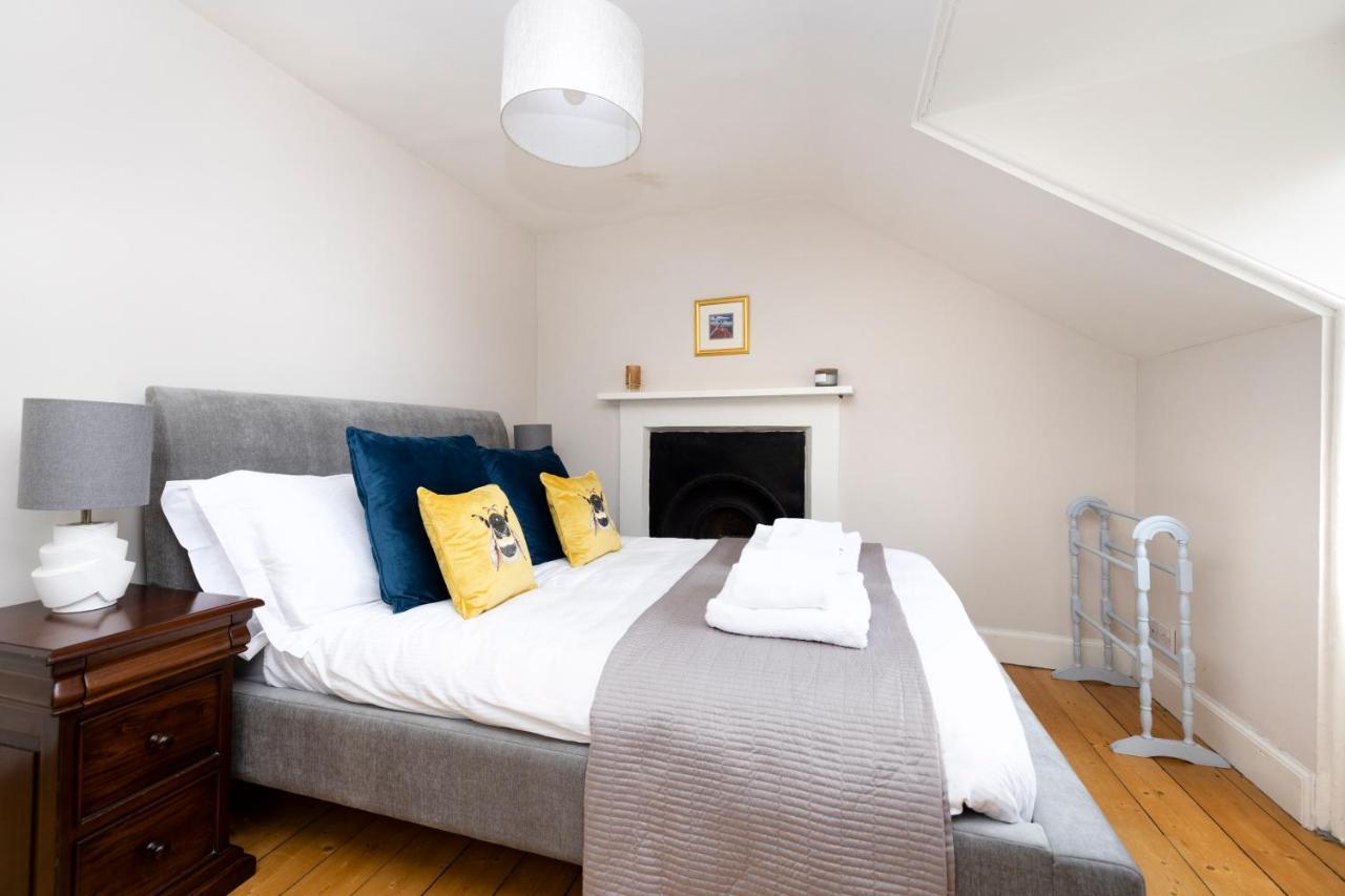 2 Bed Haywood Cottage With Garden Stenton Экстерьер фото