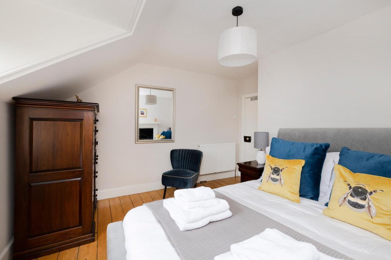 2 Bed Haywood Cottage With Garden Stenton Экстерьер фото